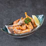 北海道産の甘エビをサクッと揚げました。