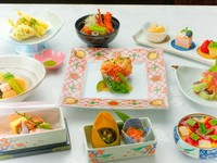 バリエーション豊かな日本料理を少しずつ楽しめる『ミニ会席～花鳥風月』