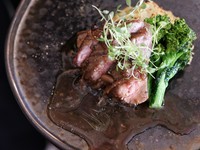 全6品のディナーコース
メインのお肉料理は牛ロースグリル
デザートは湖鏡特製ティラミス