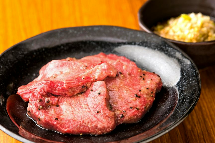 一頭からわずかしか取れない希少部位『上タン塩』