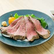 赤身のおいしいアンガス牛