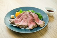 赤身のおいしいアンガス牛