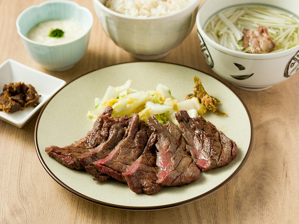 牛たん焼（塩）セット （一人前 3枚6切）※とろろ付