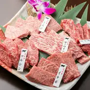 近江牛の希少部位を2カットずつ食べ比べができます。初体験の部位でも味見程度でオーダーできますので、初心者でも気軽に近江牛が楽しめます。