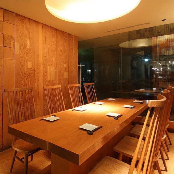 Dynamic Kitchen & Bar Hibiki Caretta Shiodome in Shimbashi/Shiodome