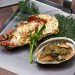 人気のコースに伊勢海老と鮑ステーキを追加
黒毛和牛ステーキを愉しむ鉄板和食
シャンパーニュを含む飲放付