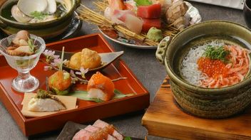 찬란 힐튼 플라자 웨스트