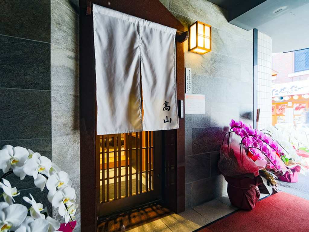 1日1組限定、完全予約制。喧噪を離れ、特別な空間で食事を愉しむ