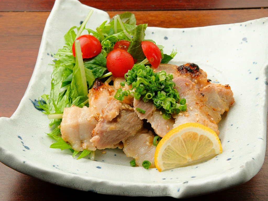 焼けた味噌の香りがたまらない『豚バラ味噌漬け』