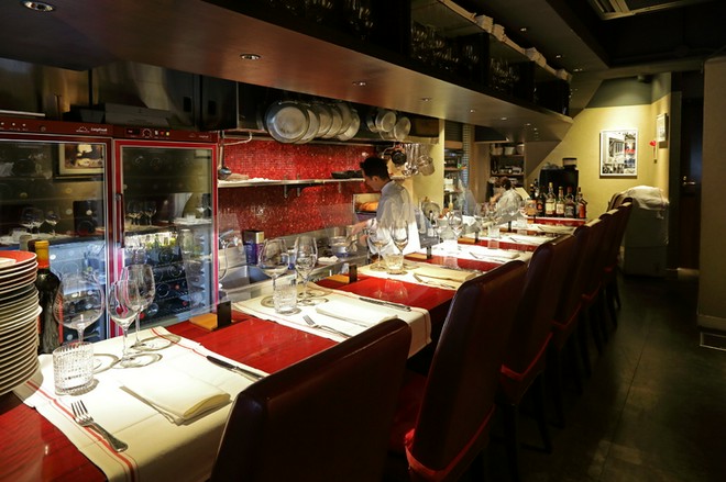 カウンター席がある