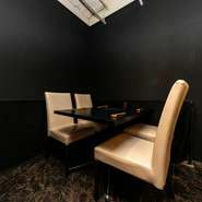 2～4名様用の個室が2部屋あります！