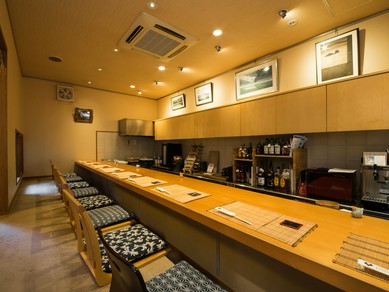 店主の技を望める特等席