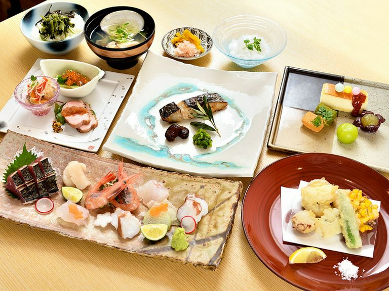 みんなと飲むならこれに決まり！『和っかのコース料理』