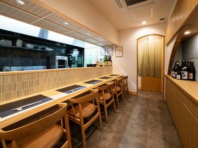 落ち着いた大人の雰囲気で二人の時間を