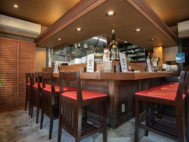 木を基調としたオシャレな空間