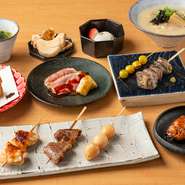 ■前菜3種
■手羽先の唐揚げ
■串焼き6本
・焼鳥4本
・焼き野菜1本
・うずら串
■柚子大根
■鶏逸品～最上鴨のロースト