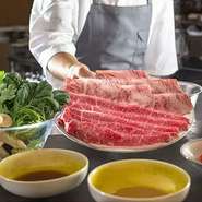 足を運んでくれた人がおいしさに満ち足り、ゆったりとした至福の時間を過ごせることがベスト。そのためにその人の五感に触れることができるような仕事を目指されているそうです。