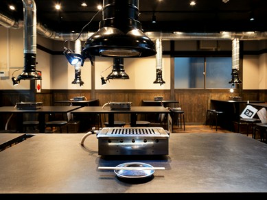 レトロ調空間でワイワイ