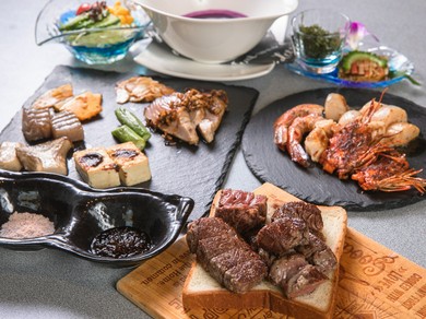 多彩な料理を楽しめる、手ぶらなBBQ