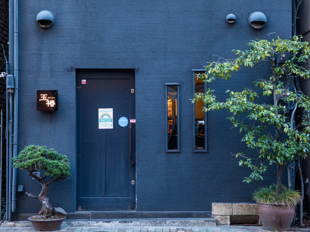 アットホームな雰囲気で一人でもくつろげる