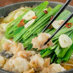 博多もつ鍋 (九州しょうゆ・京風白味噌)