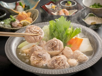 大切な時間を自慢の水炊きでおもてなし