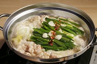  醤油もつ鍋［にんにく醤油］