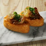 甘辛ホルモンが乗ってます
創作当初からの人気メニュー