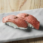 低温調理を施した拘りの牛タンです。