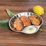 生牡蠣を食べたあとはカキフライも！　毎日手作り。