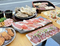 幹事さん必見‼︎
かきセンターと肉寿司が同時に楽しめる
超お得なコース！