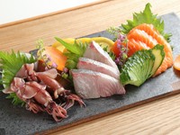 KOTOWARIを堪能できるスペシャルコースです。
旬の食材を使用し自慢のお肉もお魚も楽しめるコース！