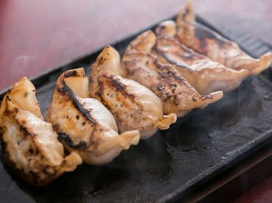 鉄板餃子