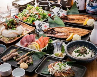 厳選した食材をその場で焼き上げ､旨み凝縮！
ひもの屋のお手軽コース◎