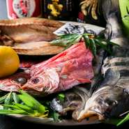 私達、ひもの屋のこだわりをわかっていただけます！盛り合わせの内容は時期によって変更となる場合がございます。ご了承下さい。