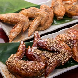 秘伝の手羽先唐揚げ (甘ダレor塩コショウ)