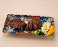 極霜降り牛タン