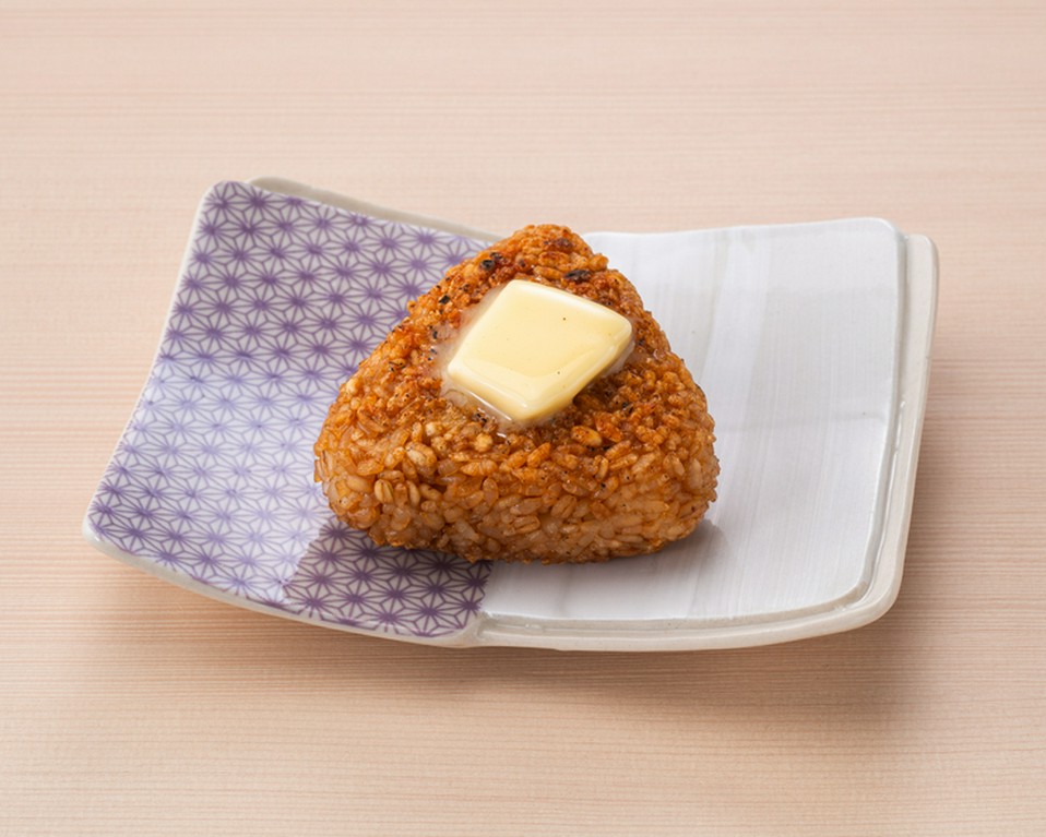  醤油バター焼きおにぎり