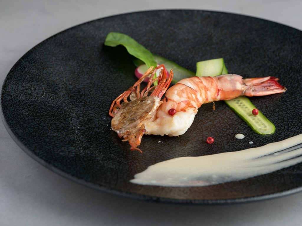 大ぶりエビをフレンチ風に『 海鮮ソテー（魚、エビ、ホタテ）』