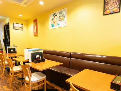 異国情緒溢れる店内で心温まるデートを満喫