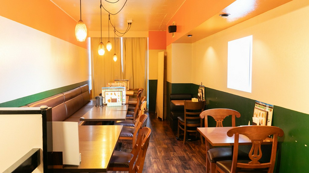 宴会には、グループでシェアできるような多彩なメニューを用意