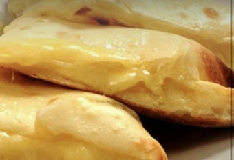 チーズナン　Cheese nan