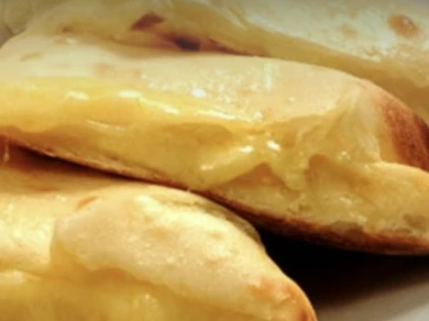 チーズナン　Cheese nan