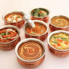 カレーの種類も豊富！！