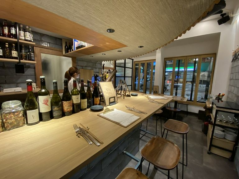 のんびり優雅に1人飲みもオススメ