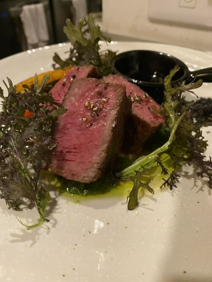 炭焼きびらとり和牛のビステッカ