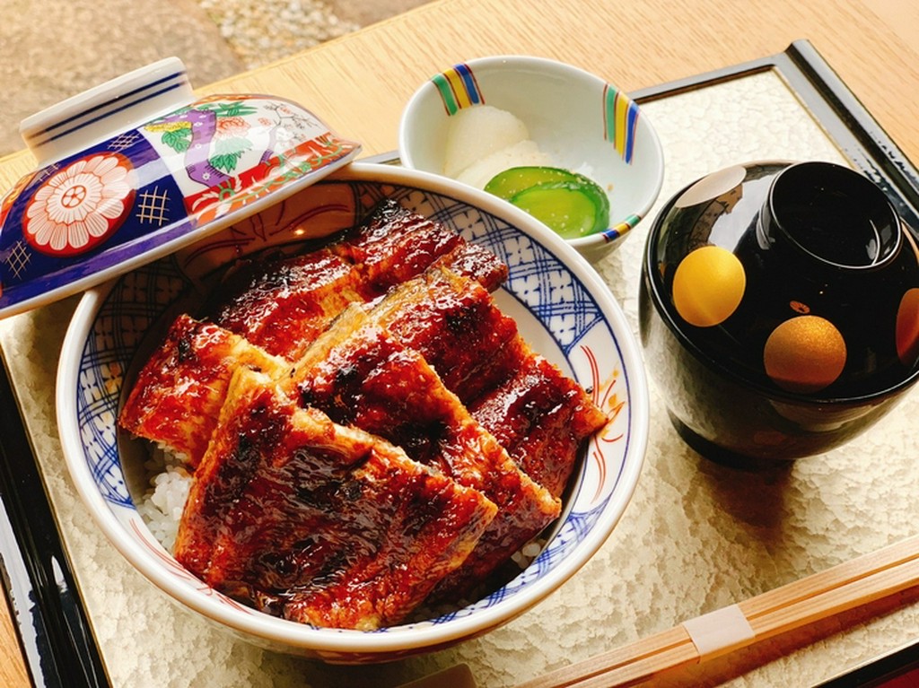 ご自宅で登河の味をお愉しみいただけます