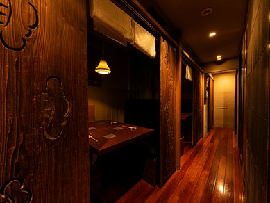 半個室でプライベートな空間を