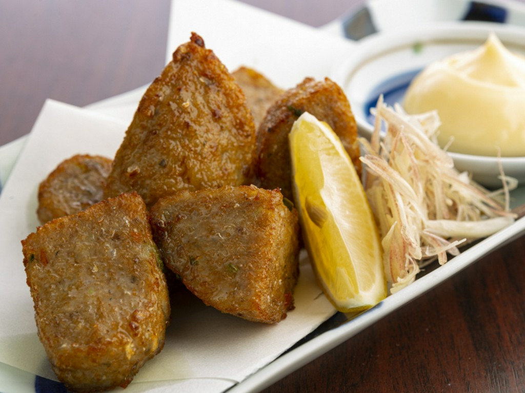 お酒のおつまみにもピッタリ『牛深産揚げかまぼこ』