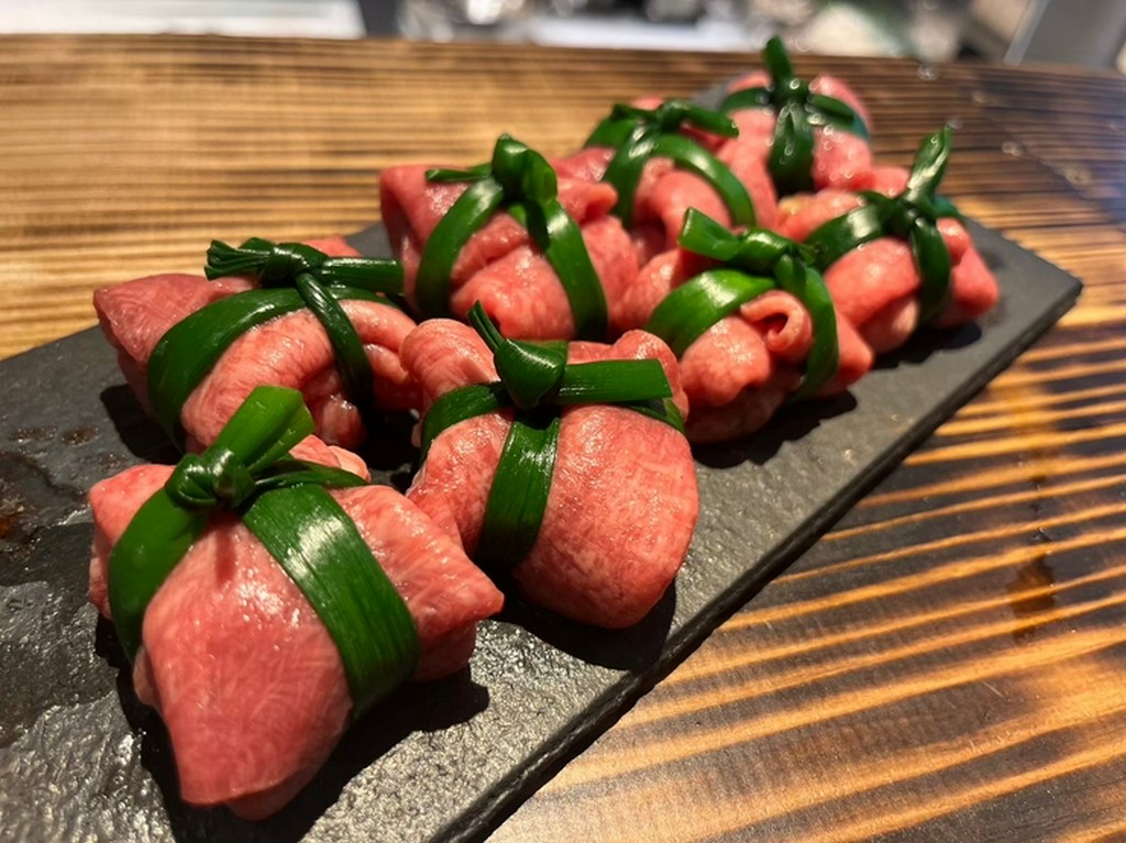 縛り牛タン(1ケ)600円